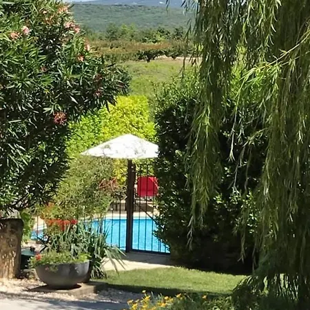 Petit Mas En Pays De L'uzege * Saint-Jean-de-Ceyrargues