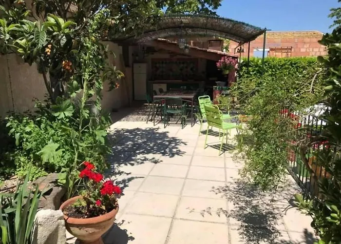 Petit Mas En Pays De L'uzege Ferienhaus